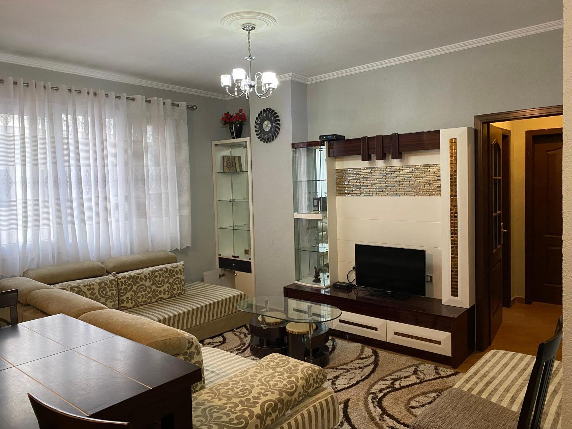 Comfortable 2-Br For 4 Tirana Esterno foto