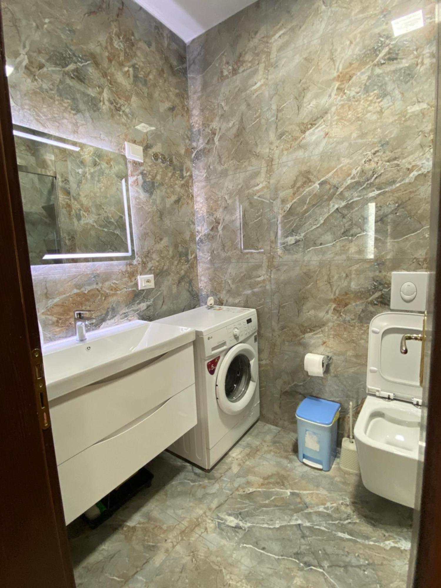 Comfortable 2-Br For 4 Tirana Esterno foto
